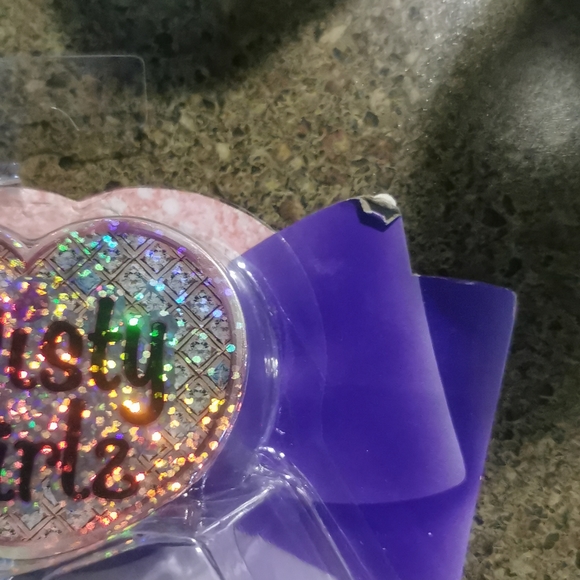 Twistys Girlz Girls Ebon E. Twisty Petz Pets Spin Master Series 2 Doll NWT New - Picture 6 of 16